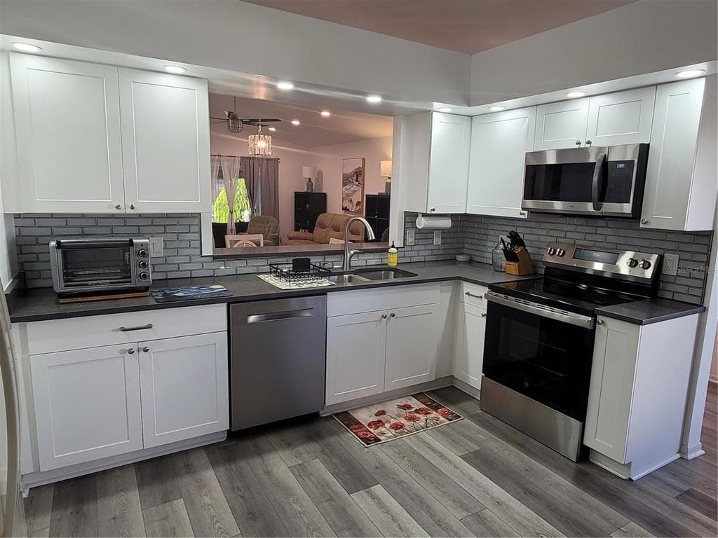 14277 PALM TERRACE, PORT CHARLOTTE, FL 33953 — zdjęcie 4