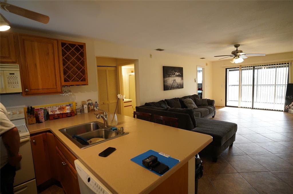 26485 RAMPART BOULEVARD # D21, PUNTA GORDA, FL 33983 — zdjęcie 2