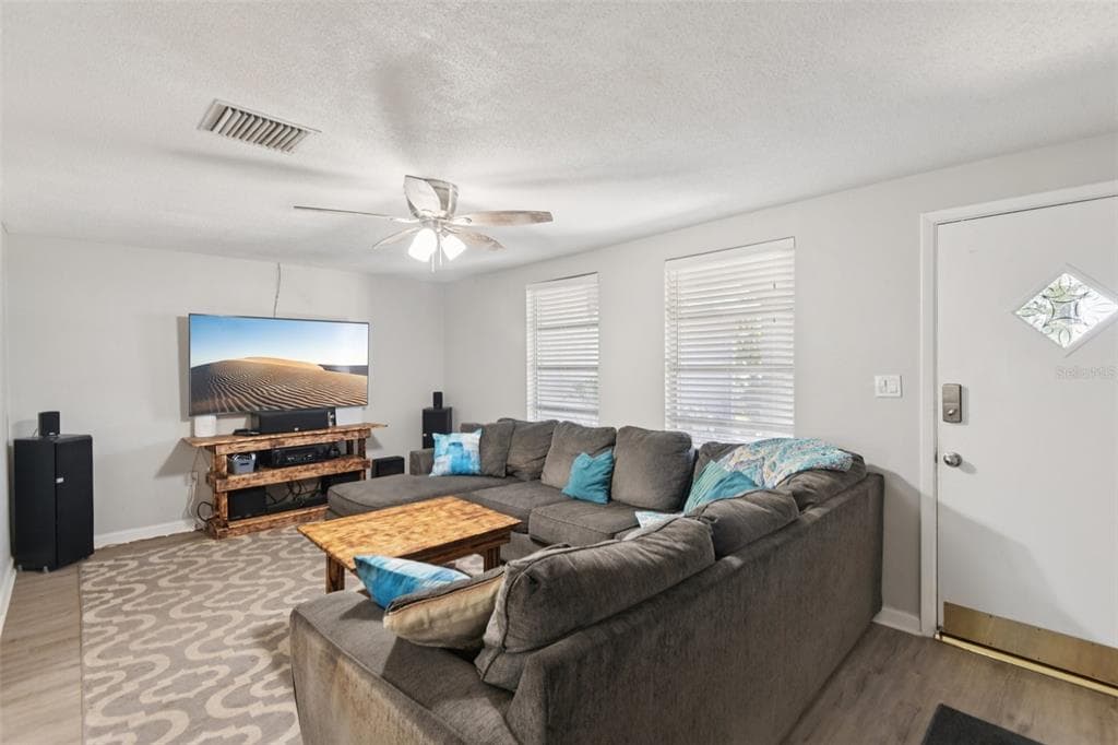 7102 CHERRY LAUREL DRIVE, PORT RICHEY, FL 34668 — zdjęcie 2