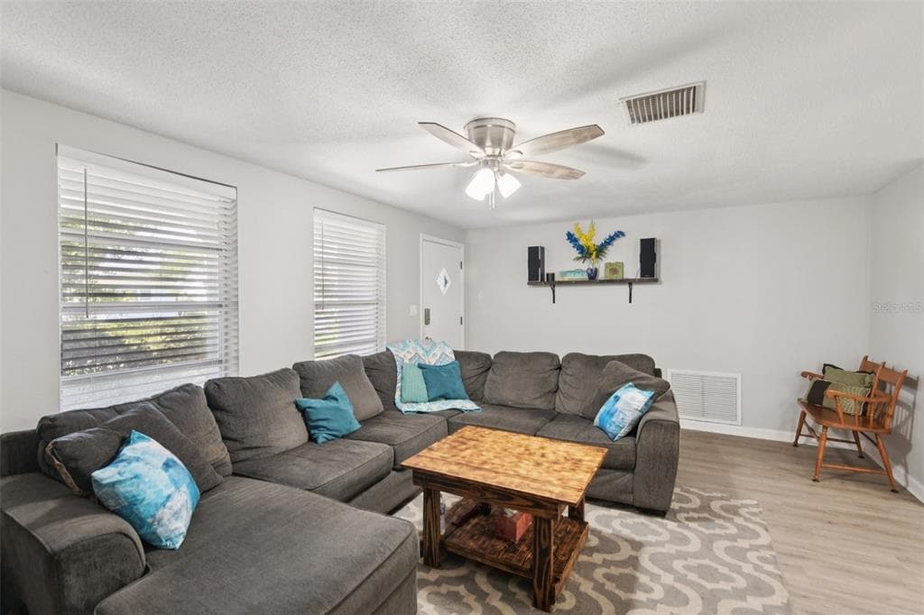 7102 CHERRY LAUREL DRIVE, PORT RICHEY, FL 34668 — zdjęcie 4