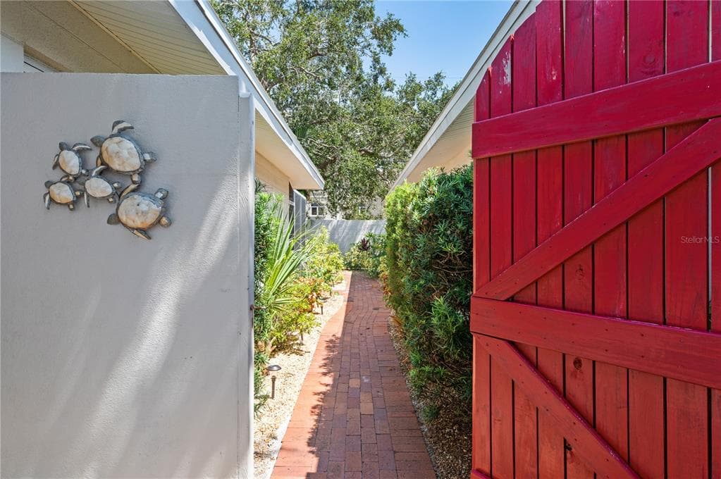 6005 MIDNIGHT PASS ROAD # S4, SARASOTA, FL 34242 — zdjęcie 2