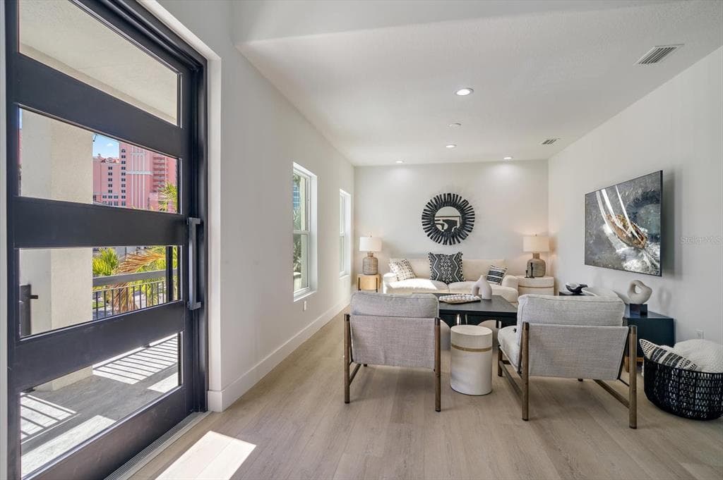 116 DEVON DRIVE, CLEARWATER BEACH, FL 33767 — zdjęcie 2