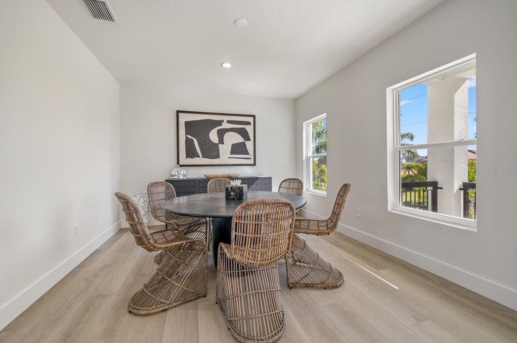 116 DEVON DRIVE, CLEARWATER BEACH, FL 33767 — zdjęcie 3