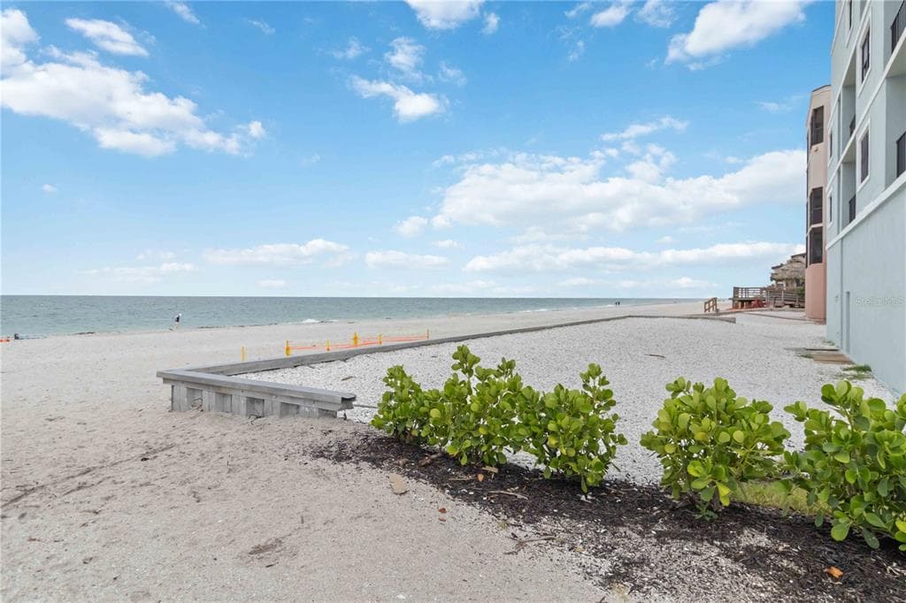 50 MEREDITH DRIVE # 8, ENGLEWOOD, FL 34223 — zdjęcie 2
