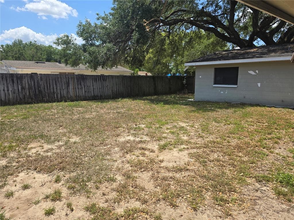 6124 11TH STREET, ZEPHYRHILLS, FL 33542 — zdjęcie 3