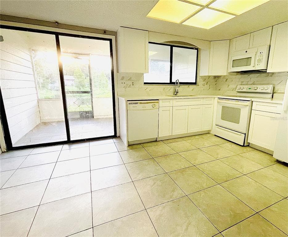 1420 RIDGE LAKE COURT, LAKELAND, FL 33801 — zdjęcie 2