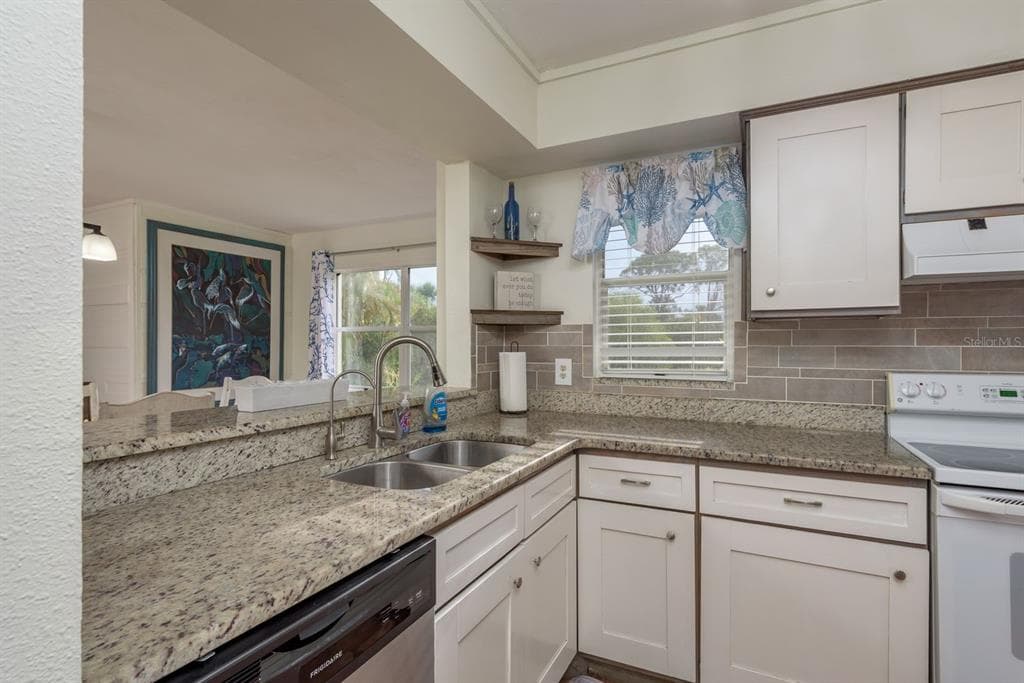 5557 SEA FOREST DRIVE # 118, NEW PORT RICHEY, FL 34652 — zdjęcie 4