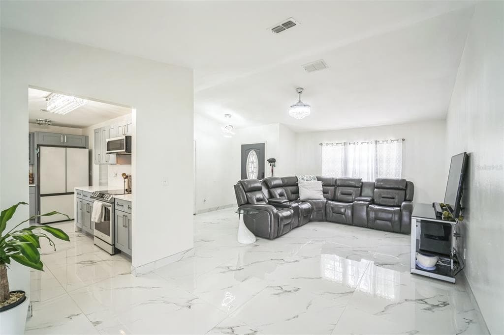 6830 N DORMANY ROAD, PLANT CITY, FL 33565 — zdjęcie 3