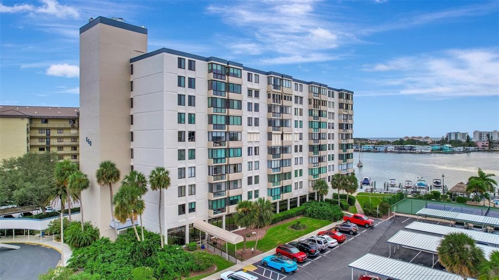 660 ISLAND WAY # 708, CLEARWATER BEACH, FL 33767