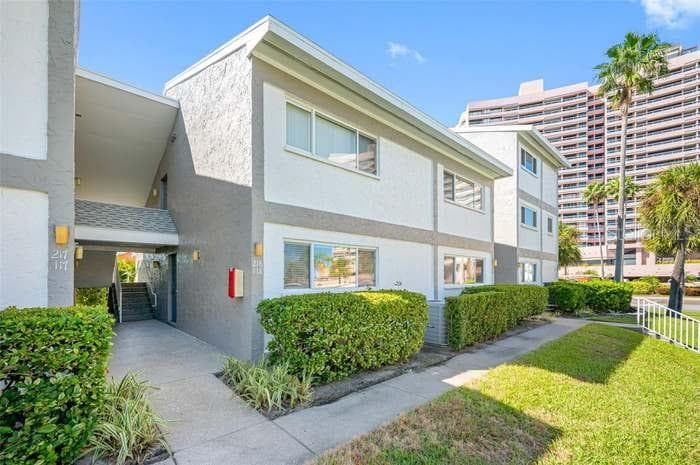 1351 GULF BOULEVARD # 118, CLEARWATER BEACH, FL 33767 — zdjęcie 4
