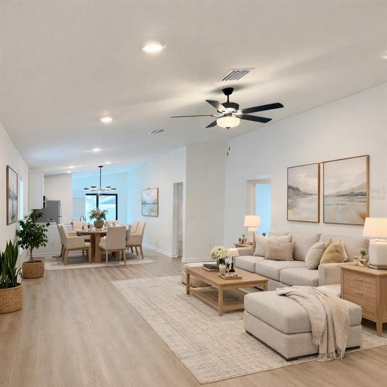 5745 HELMSMAN COURT, TAMPA, FL 33619 — zdjęcie 2