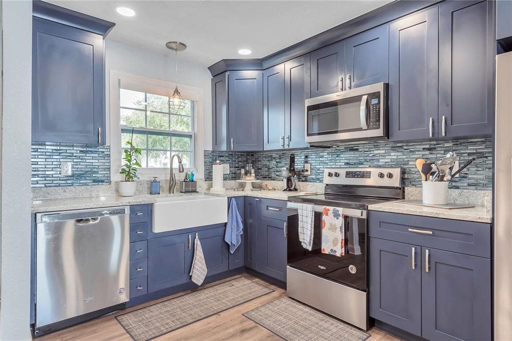 5172 COQUINA KEY DRIVE SE, ST PETERSBURG, FL 33705 — zdjęcie 3