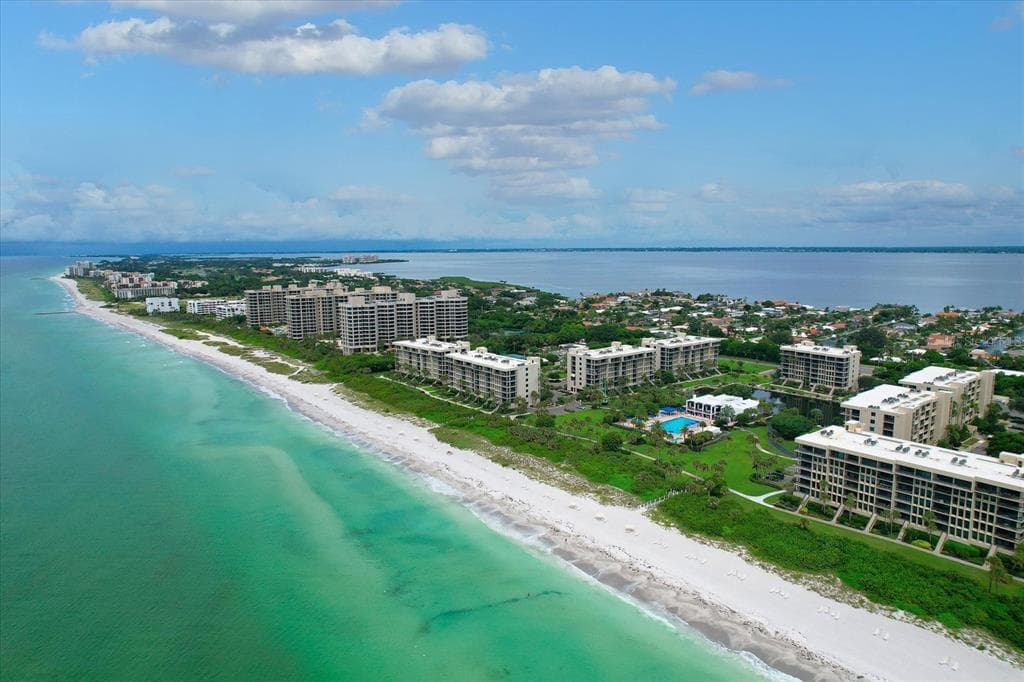 1105 GULF OF MEXICO DRIVE # 402, LONGBOAT KEY, FL 34228 — zdjęcie 2