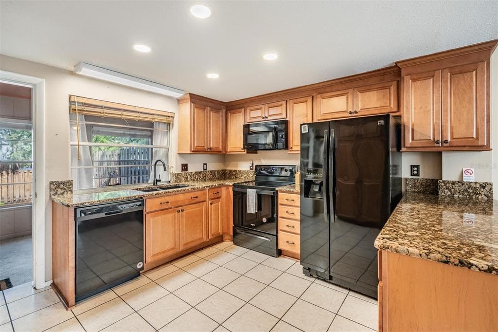 14631 LAKE FOREST DRIVE, LUTZ, FL 33559 — zdjęcie 5