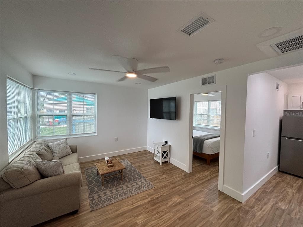 14141 GULF BOULEVARD # 5, MADEIRA BEACH, FL 33708 — zdjęcie 4