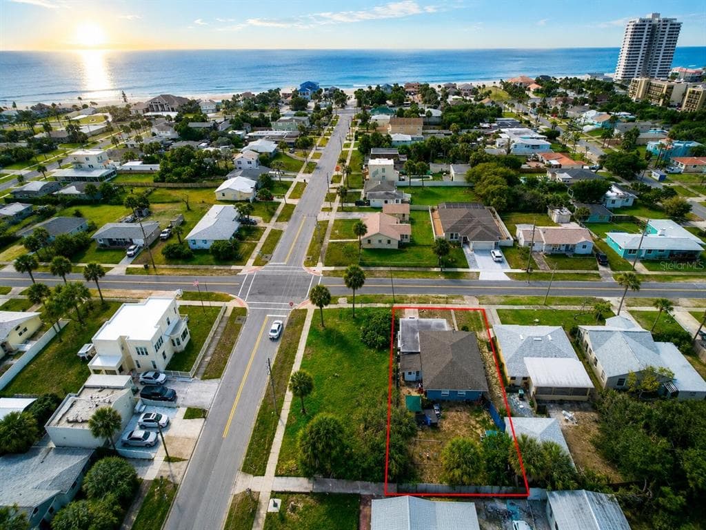 1517 N GRANDVIEW AVENUE, DAYTONA BEACH, FL 32118