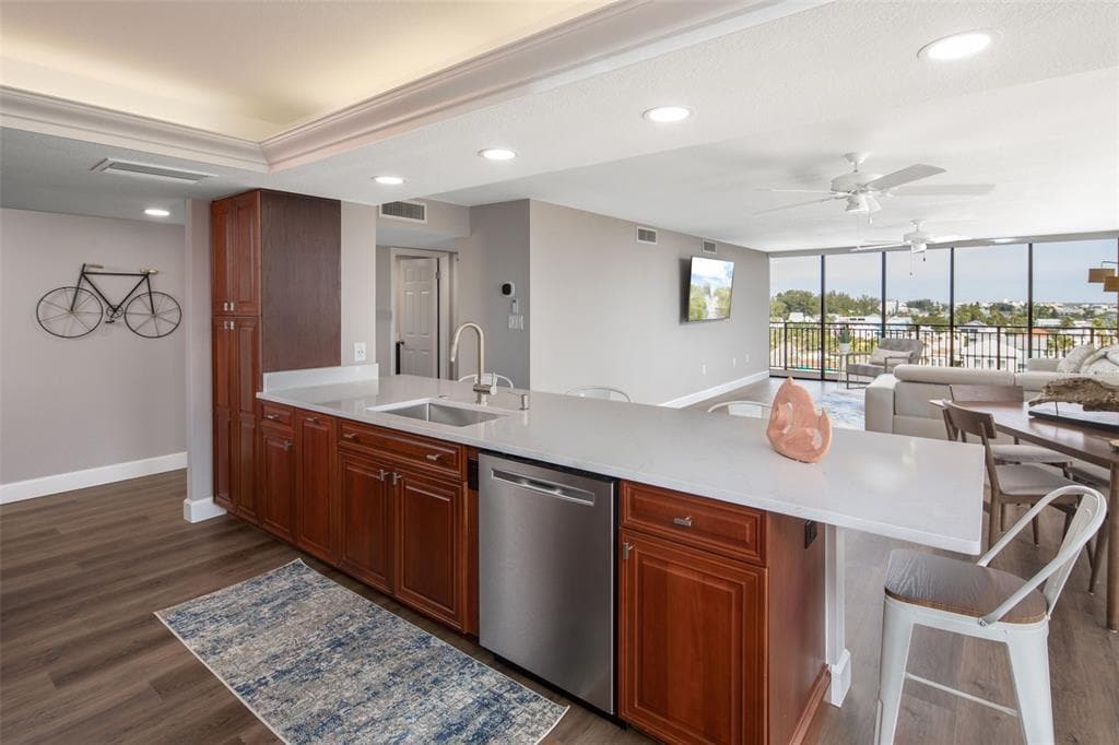 7650 BAYSHORE DRIVE # 606, TREASURE ISLAND, FL 33706 — zdjęcie 5