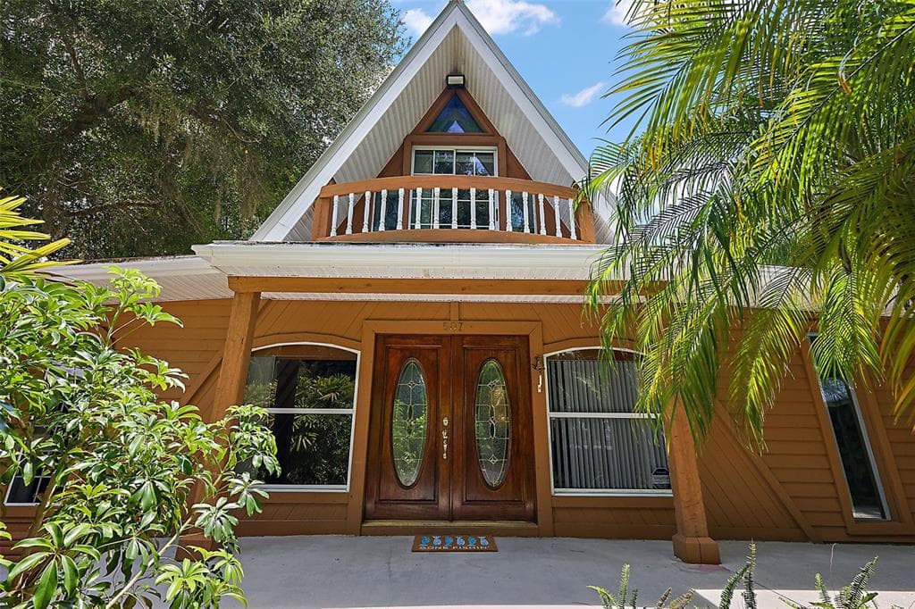 507 LAKESHORE DRIVE, EUSTIS, FL 32726