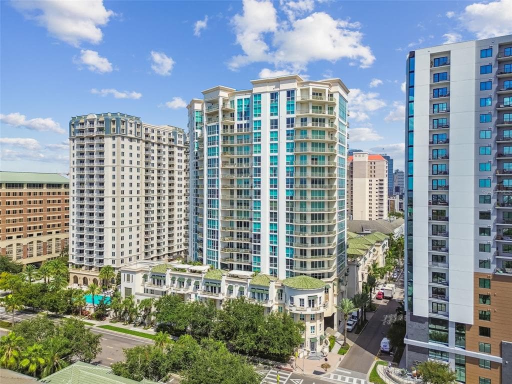 450 KNIGHTS RUN AVENUE # 502, TAMPA, FL 33602