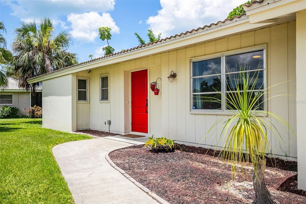 7460 MARIANA DRIVE, SARASOTA, FL 34231