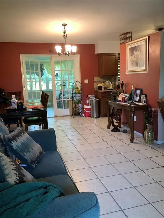 819 62ND AVENUE S, ST PETERSBURG, FL 33705 — zdjęcie 3