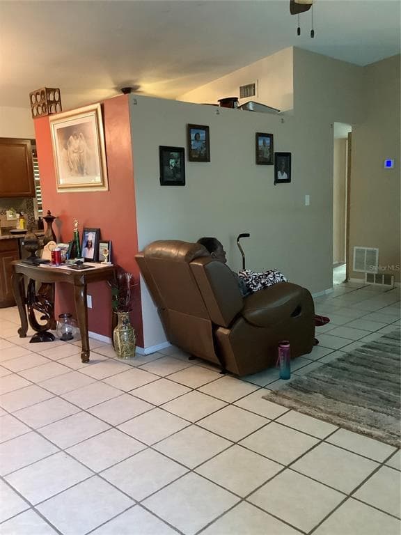 819 62ND AVENUE S, ST PETERSBURG, FL 33705 — zdjęcie 5