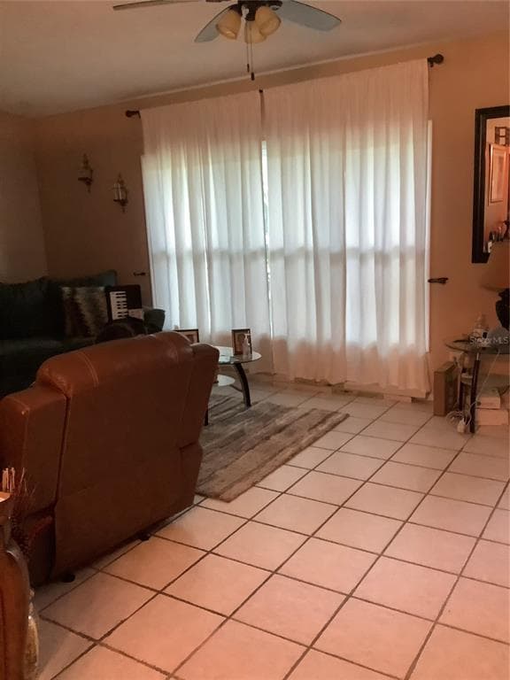 819 62ND AVENUE S, ST PETERSBURG, FL 33705 — zdjęcie 4