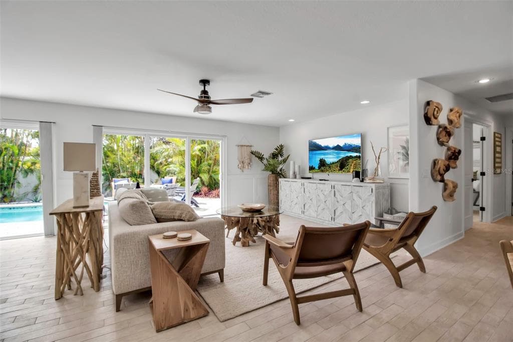 207 PEACOCK LANE, HOLMES BEACH, FL 34217 — zdjęcie 5