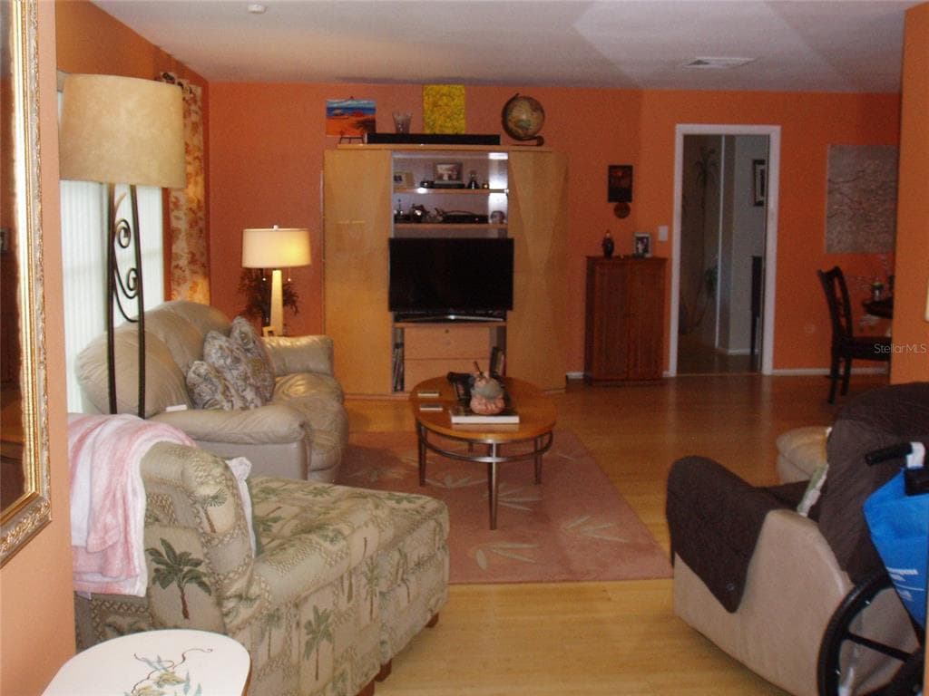 120 SW MONROE CIRCLE N, ST PETERSBURG, FL 33703 — zdjęcie 5