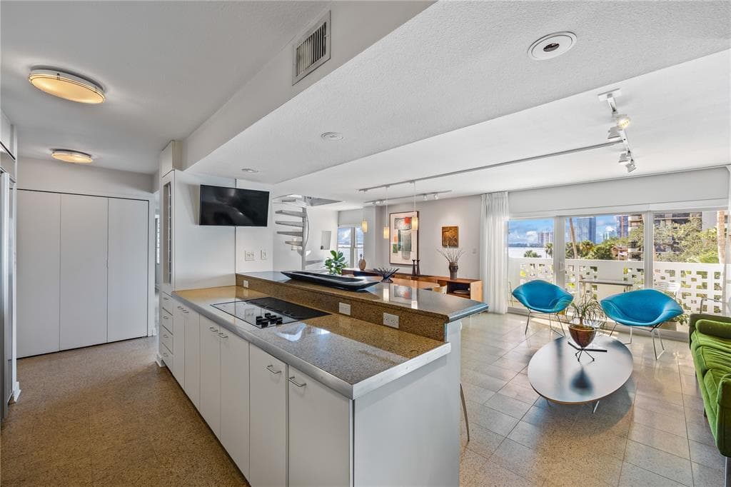 2401 BAYSHORE BOULEVARD # 410 & 510, TAMPA, FL 33629 — zdjęcie 4