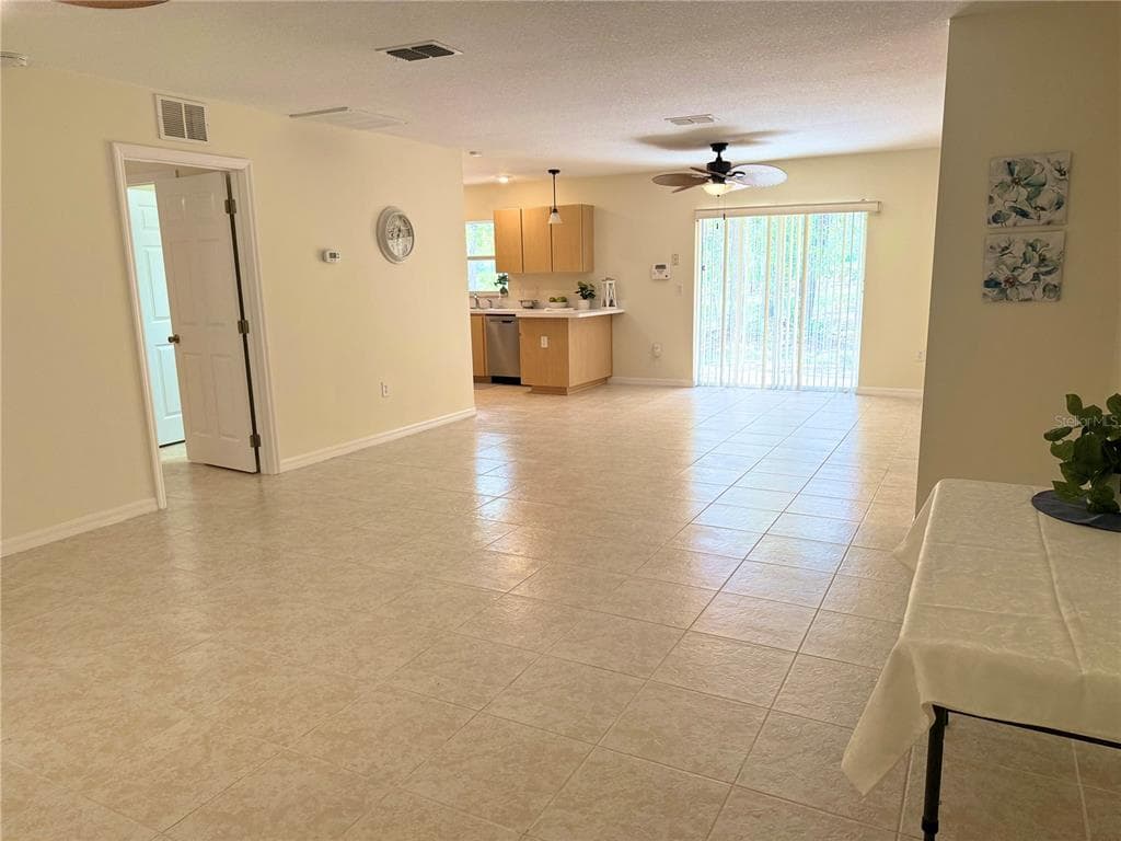 996 W COLBERT COURT, BEVERLY HILLS, FL 34465 — zdjęcie 3