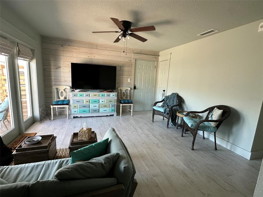 5006 STARFISH DR SE # A, ST PETERSBURG, FL 33705