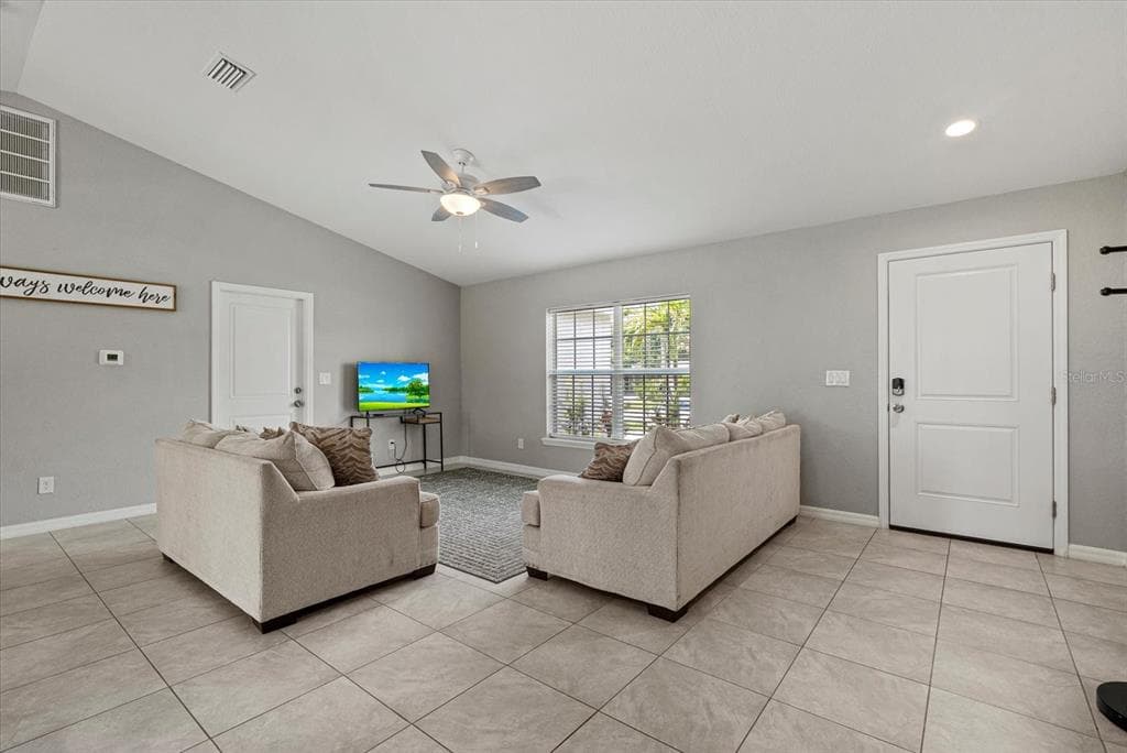 11481 WILLMINGTON BOULEVARD, PORT CHARLOTTE, FL 33981 — zdjęcie 3