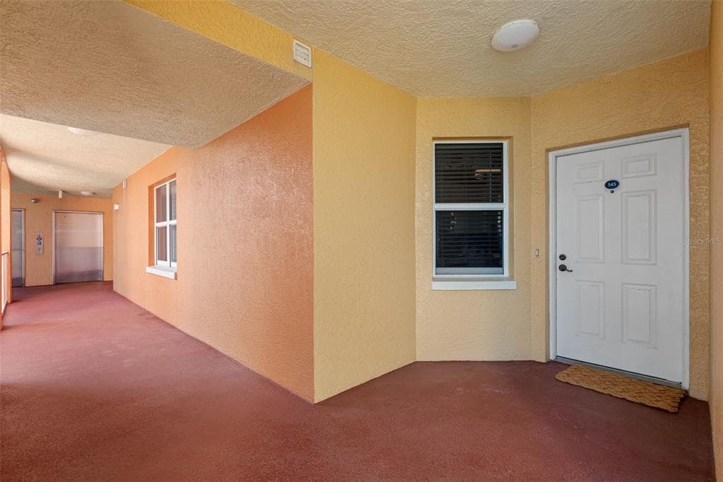 16550 GULF BOULEVARD # 545, NORTH REDINGTON BEACH, FL 33708 — zdjęcie 4