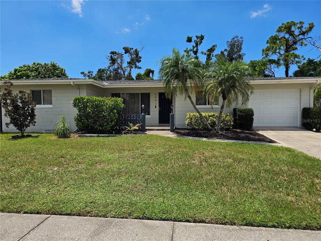 6442 COLONIAL DRIVE, SARASOTA, FL 34231