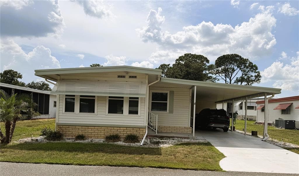 151 HIBISCUS WAY, LEESBURG, FL 34748