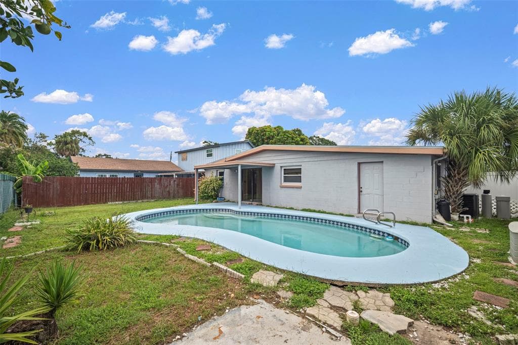 4712 BESSIE ROAD, TAMPA, FL 33615 — zdjęcie 4