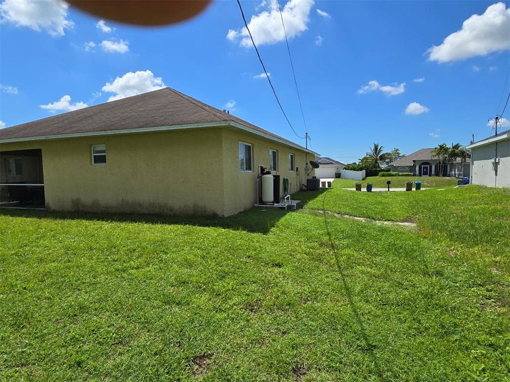 519 NW 26TH STREET, CAPE CORAL, FL 33993 — zdjęcie 4
