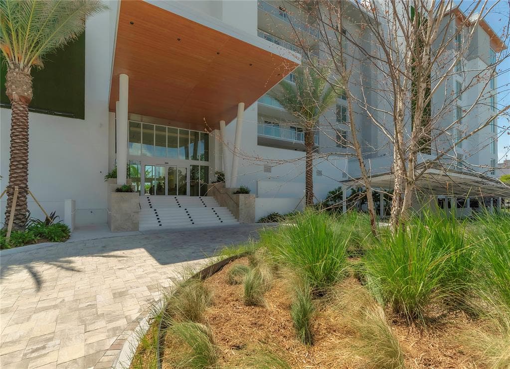 1020 SUNSET POINT ROAD # 302, CLEARWATER, FL 33755 — zdjęcie 3