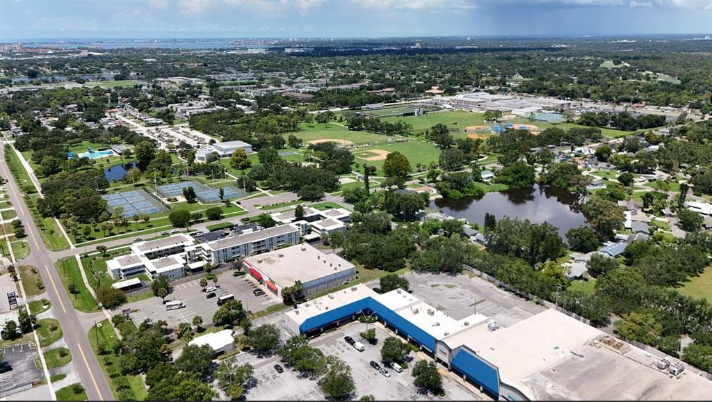 1050 62ND AVE SOUTH # E-4, ST PETERSBURG, FL 33705 — zdjęcie 5