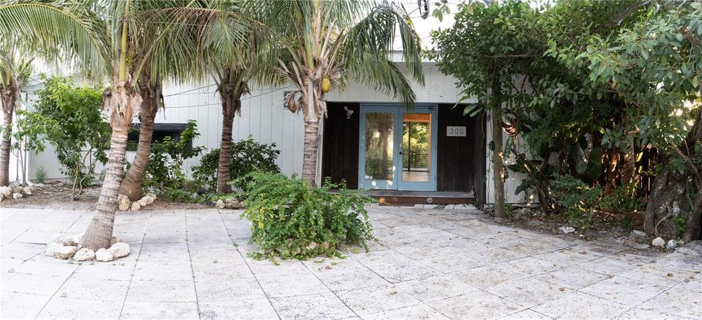 300 GARDEN LANE, SARASOTA, FL 34242 — zdjęcie 2