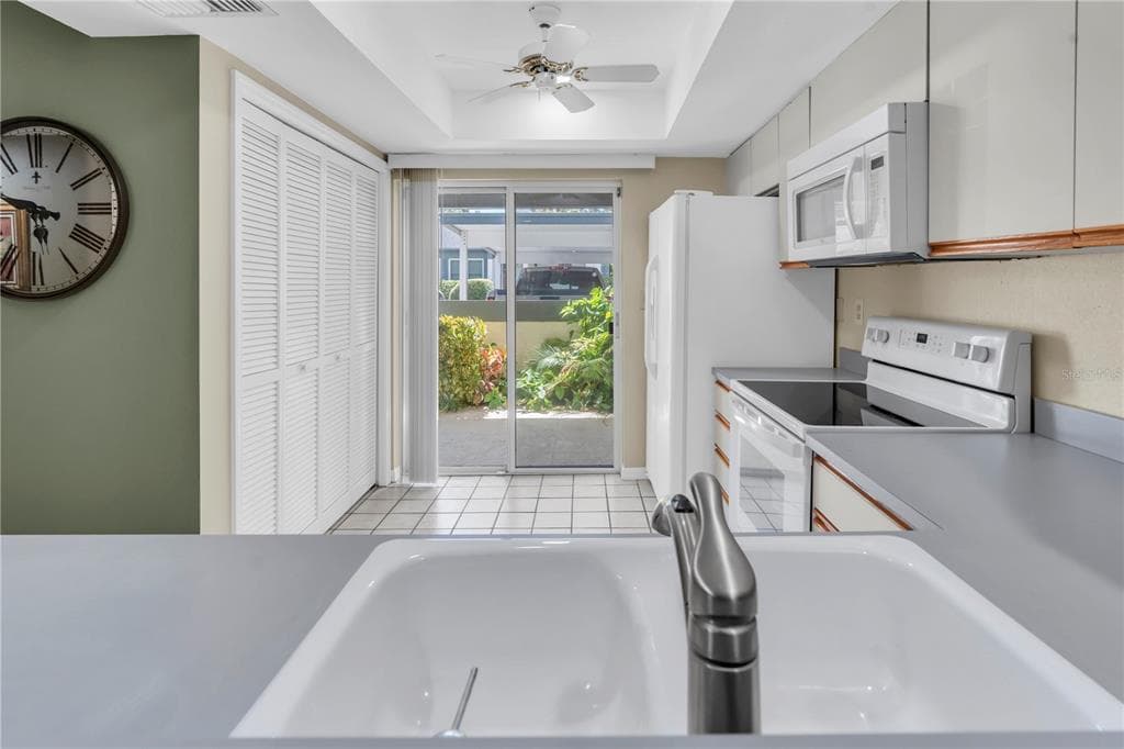 1377 N MCMULLEN BOOTH ROAD, CLEARWATER, FL 33759 — zdjęcie 5
