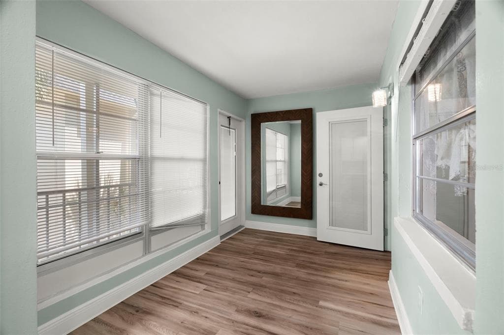 4780 COVE CIRCLE # 205, ST PETERSBURG, FL 33708 — zdjęcie 4