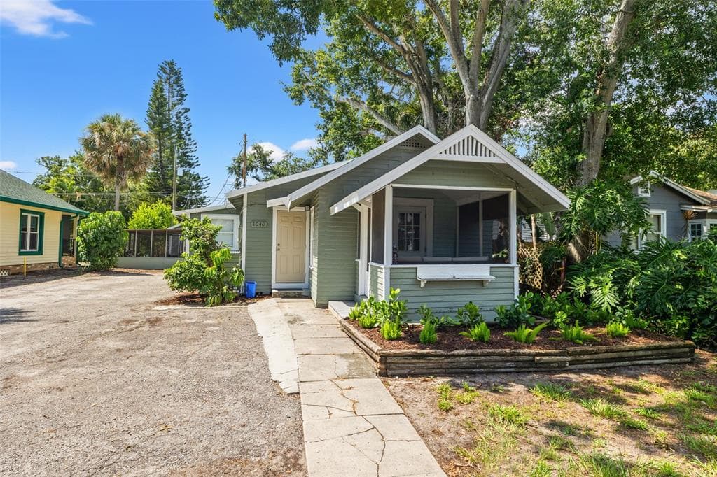 1040 19TH AVENUE N, ST PETERSBURG, FL 33704 — zdjęcie 2