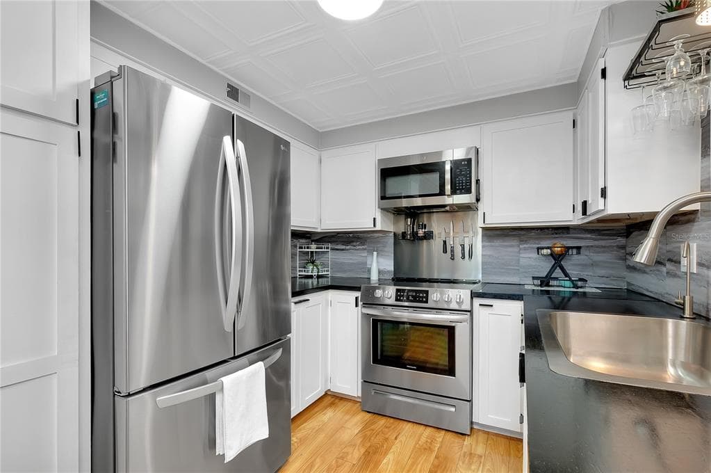 214 ROMA ROAD, VENICE, FL 34285 — zdjęcie 5