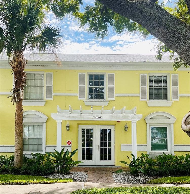 5020 BEACH DRIVE SE # D, ST PETERSBURG, FL 33705