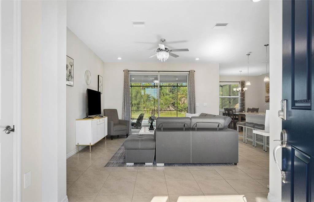 10459 LIVE OAK ROAD, PORT CHARLOTTE, FL 33981 — zdjęcie 4