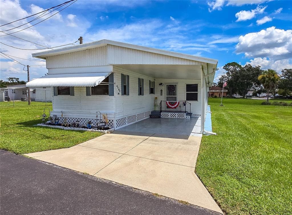 6132 HARRIET STREET, ZEPHYRHILLS, FL 33542
