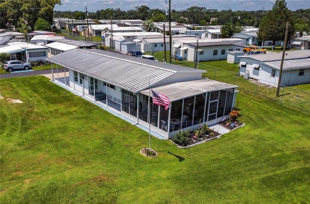 6132 HARRIET STREET, ZEPHYRHILLS, FL 33542 — zdjęcie 5