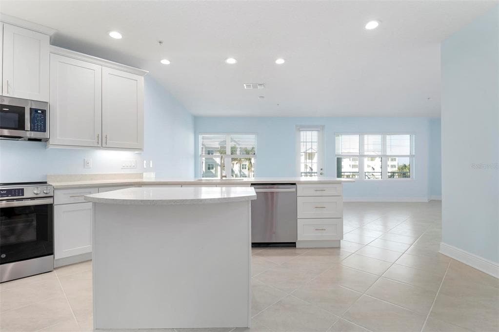 3426 79TH STREET CIRCLE W # 202, BRADENTON, FL 34209 — zdjęcie 2